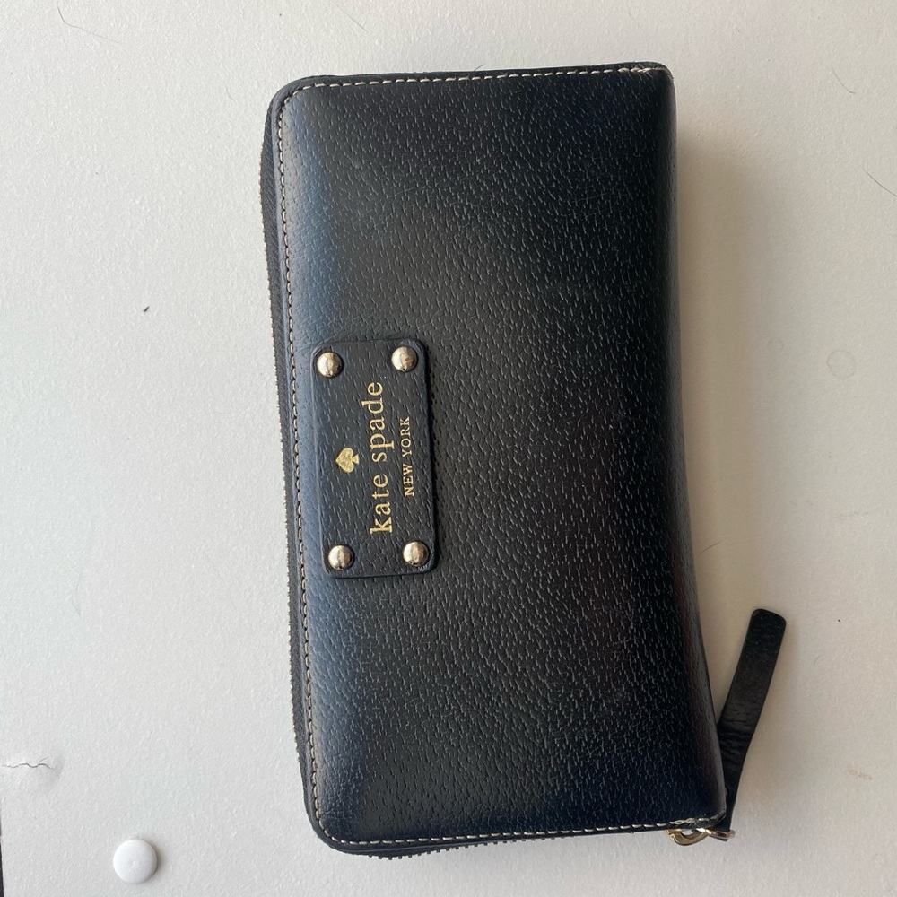 Black Kate Spade Wallet